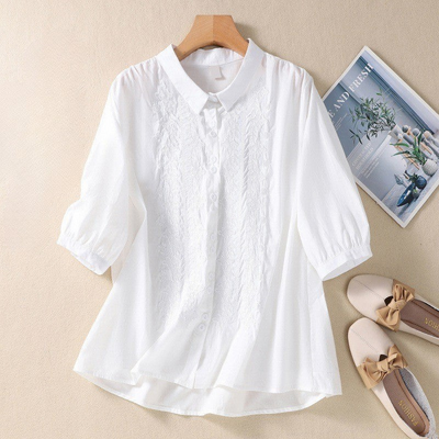 Marnie – Bestickte Bluse mit Knopfleiste